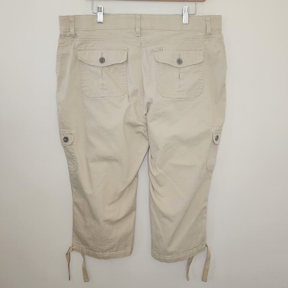Lee Women's Flex-to-go Cargo Crop‎ Sz 16W - Picture 2 of 6